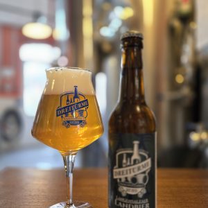 Langensalzaer Landbier Bierbild im Glas und in der Flasche